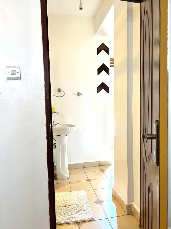 Appartamento Cozy 1Br Milimani Kisumu Esterno foto